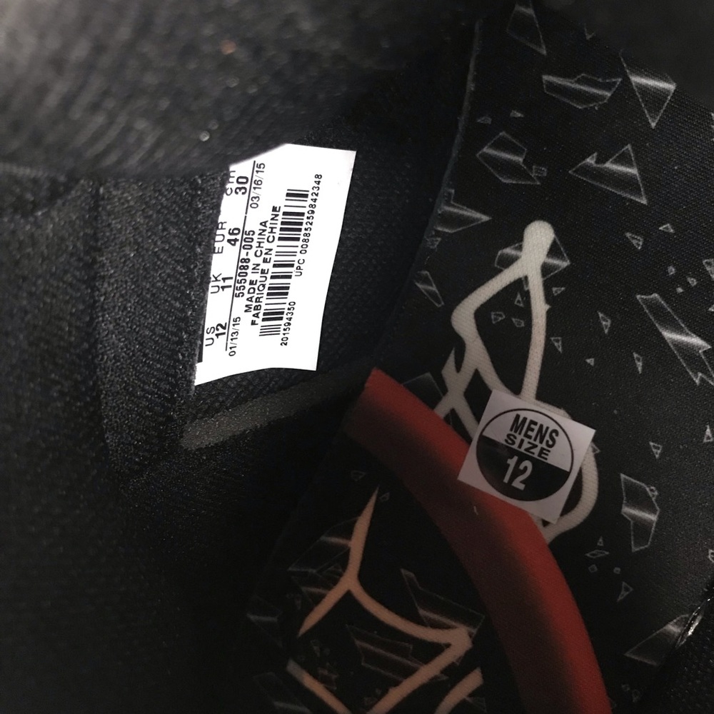 Jordans retro 1 OG shattered back boards - Picture 3 of 3